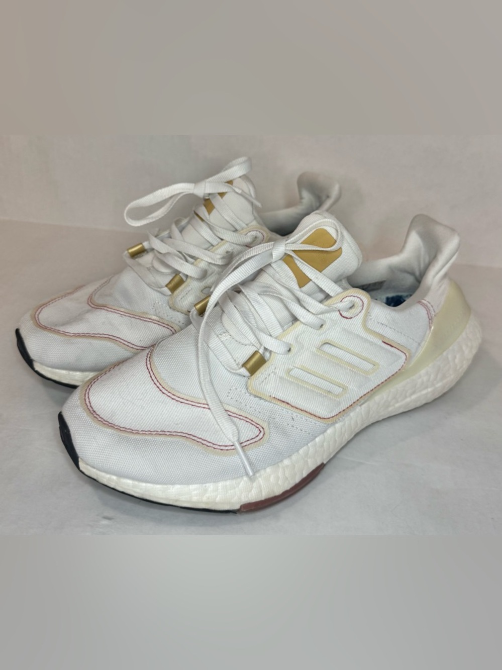 Adidas Women's Ultraboost 22 Running Shoes White/Pink Size 9.5